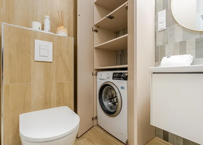 Lighthouse - Polanki Aqua - Hit